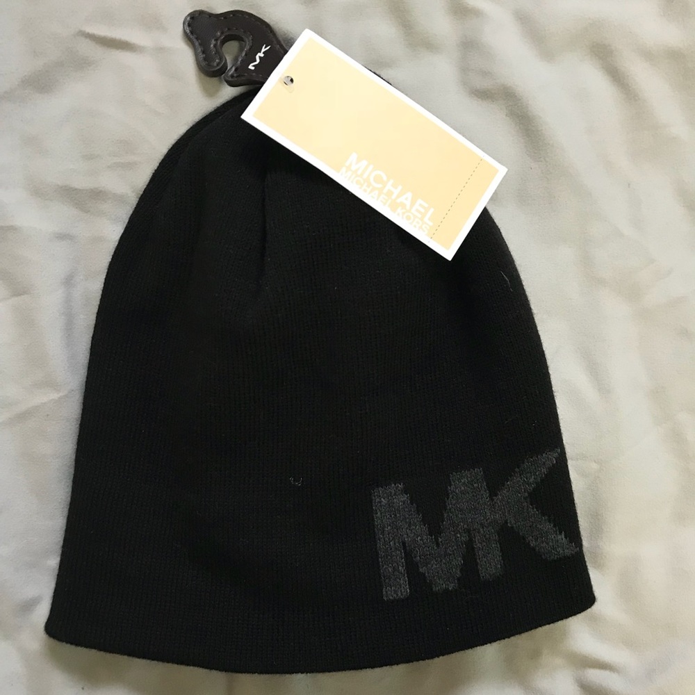 MK winter hat